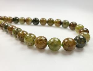 ST75-64 10mm Round Stone - Green Garnet